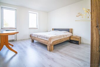 PEKNÝ 3iz. DOM S KRÁSNYM VÝHĽADOM NA PARČÍK - 7