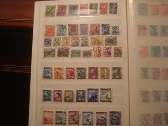 16 stranový album A4 + 850 rôznych známok západná Európa - 7