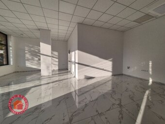 Krásny 66 m2 OBCHODNÝ PRIESTOR V SENCI - CENTRUM, NÁMESTIE 1 - 7