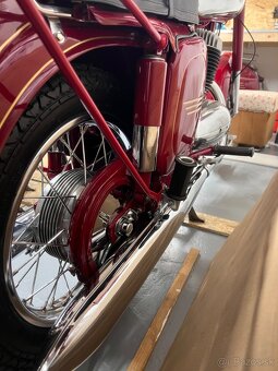Jawa 250 - 7