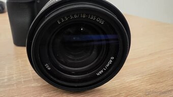 SONY A 6400 + OBJEKTÍVY  SONY 18-135 a  16-50 OSS - 7
