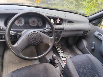 Rozpredám škoda Felicia - 7