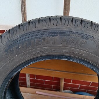 Letné pneu na dodávku GOODYEAR 215/65/R16 C - 7
