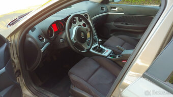 Alfa Romeo 159 2.4 JTDm - 7