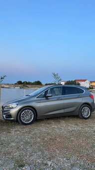 BMW 218d Active Tourer Luxury line - 7