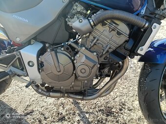 Honda Hornet 600 - 7