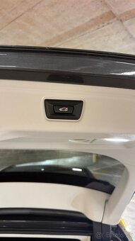 BMW Rad 3 Touring 320d xDrive mHEV 140kW - 7