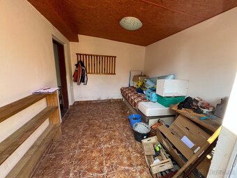 Celoročná chata, 399 m² vysporiadaný pozemok, studňa - 7