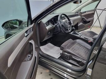 Predám VW Passat Variant 2.0 TDI, Highline, Automat - 7