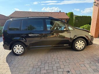 Volkswagen Touran 1,9 TDi 7miest - 7