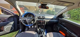 Mazda 3 1.6 benzín - 7