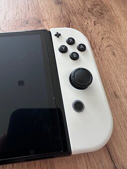 Nintendo Switch OLED - 7