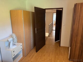 Slušný poschodový 3-izb. RD - v CENTRE - 7