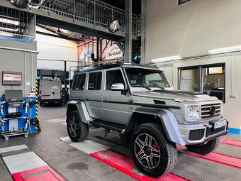 Mercedes-Benz G 500 4X4² Brabus B40 - 7
