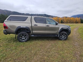 Toyota Hilux - 7