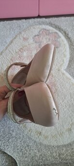 Dievcenske sandale - 7