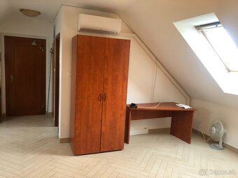 1 izb.klimatizovaný apartmán 28 m2 v tichej časti Zavaru - 7
