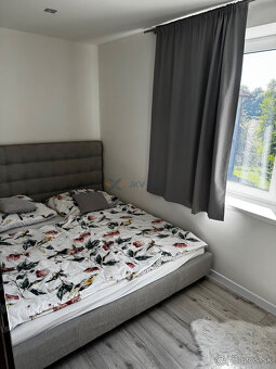 Na prenájom priestranný 3 - izb. byt - 80m² byt s balkónom v - 7