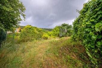 PREDAJ Pozemok 650 m2, Devín, Devínska cesta, Bratislava - 7