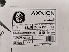 X16 Škoda, Vw alu disky 8,5J R19 5x112 ET35 Axxion - 7