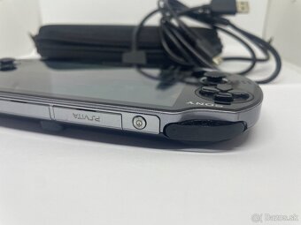 PS Vita Wi-Fi (PCH-1004) OLED -16GB - 7
