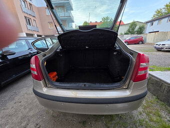 Škoda Octavia 1.9 TDI Elegance DSG, pojazdné - 7