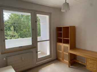 Prenajmem 2 izbový byt vo Zvolene s loggiou – Zlatý Potok - 7