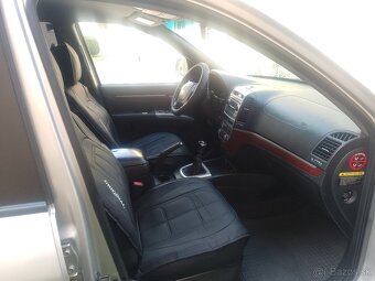 Predám Hyundai Santa fe 2.2 CRDi r.v.2007 - 7