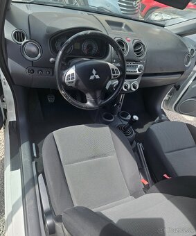Mitsubishi Colt 1.3 - benzín - 7