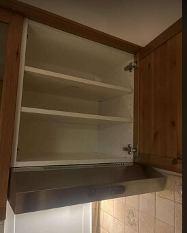 Predám lacno peknú kuchynskú linku so sporákom, stolom - 7