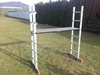 Hlinikove lešenie - 7