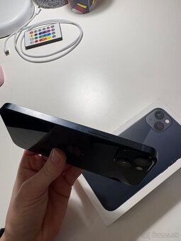 iPhone 13, Midnight, 256GB - 7