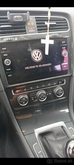 Volkswagen golf - 7