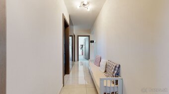 Dva domy za cenu jedného na pozemku s výmerou 1025m2 - 7