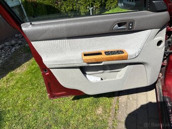 Predám VOLVO V 50 1.6 D - 7