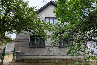 Rodinný dom s veľkým pozemkom na rekonštrukciu - 7