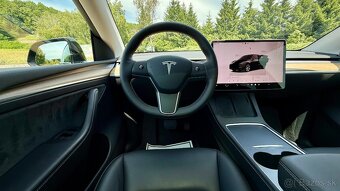 TESLA Model Y Long Range Dual Motor Full Self-Driving - 7