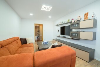 Luxusný, 3 - izbový byt po kompletnej rekonštrukcii - 7