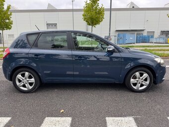 Kia Ceed 1.4 16V Exclusive Nová STK - 7