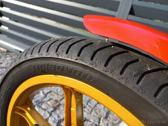 Triumph Bonneville T120R EGLI r.1969 s Doklady - 7