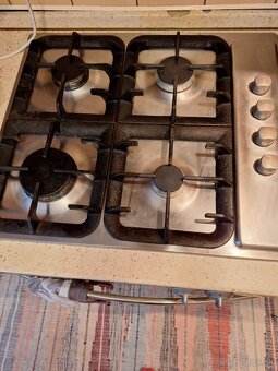 Predám kuchynskú linku so spotrebičmi - 7