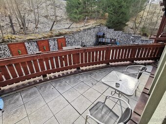 Priestranný Apartmán so 4 miestnosťami - 7