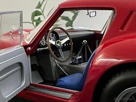1:18 Ferrari 250 GTO - Red - Kyosho - 7