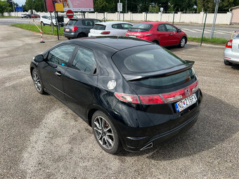 Honda Civic 1.8 V-Tec benzín, 103kW, MT/6, rok:12.2011. - 7