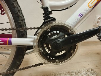 Juniorský bicykel CARRATT 24" - 7