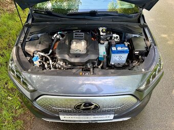 Hyundai IONIQ,38,3 kWh,SoH 100%,TČ,BlueLink, sDPH 17 960,- - 7