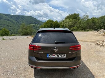 Volkswagen Passat Alltrack 2.0 TDI - 7