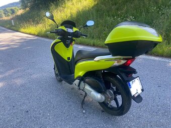 Honda SH125 - 7