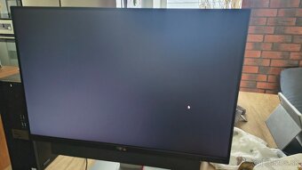 DELL 24", FHD Pivot - 7