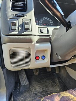 Predam Mitsubishi Pajero Sport 2.5 - 7